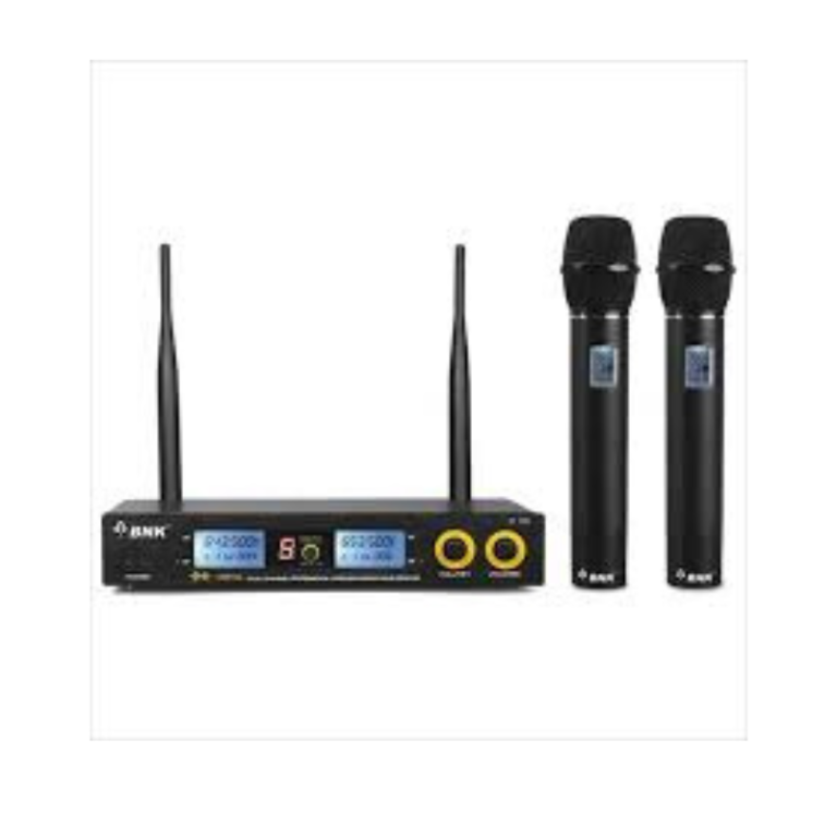 Reliable BNK X35 Wireless Microphone UHF Diversity System for Clear Live Sound