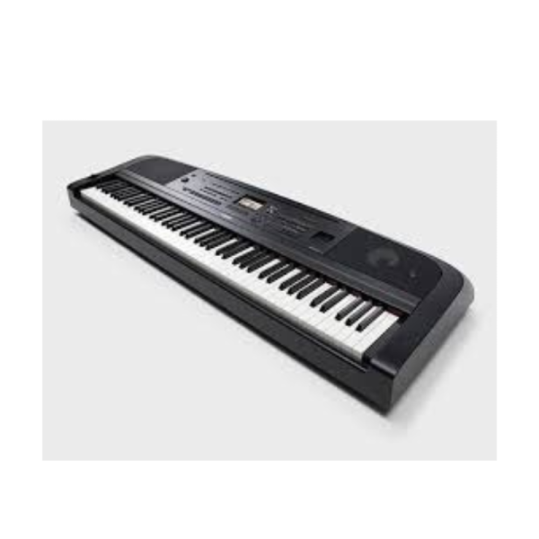 Yamaha DGX-670 Keyboard 88-Key Weighted Digital Piano with CFX Grand Sound