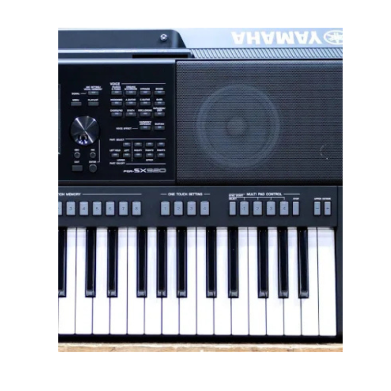 Yamaha PSR-SX920 Keyboard Flagship 61-Key Arranger with 1,069 Voices & Bluetooth